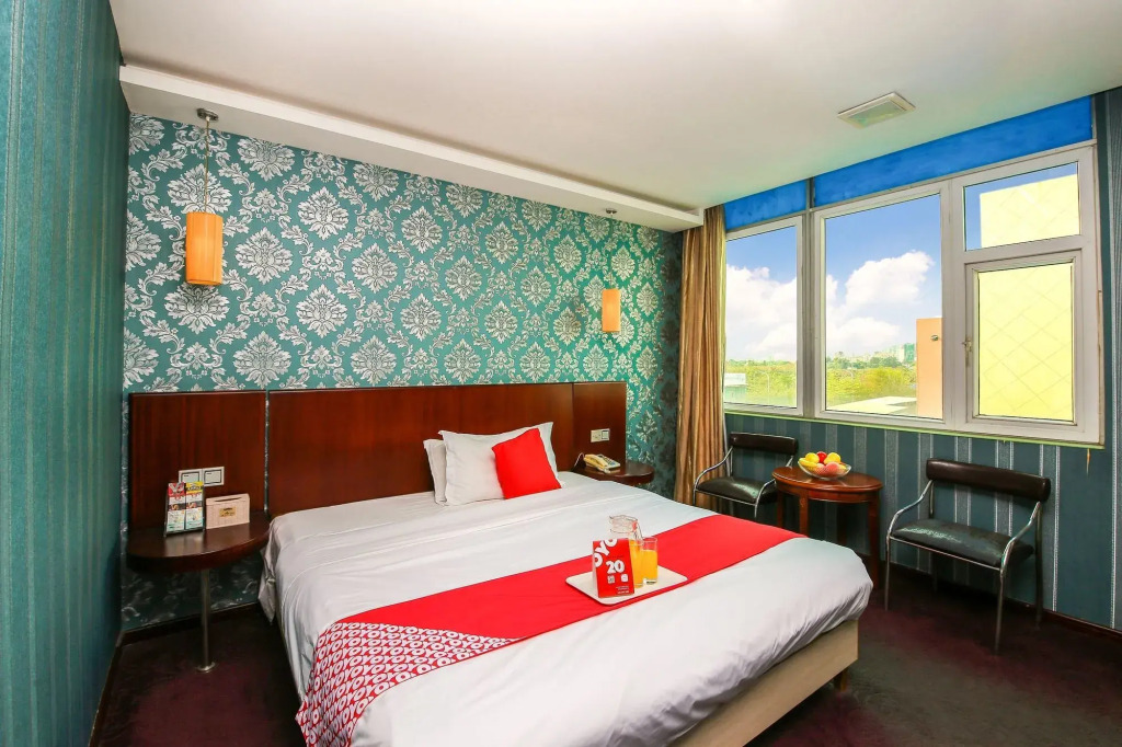 LanTu Hotel (Shenzhen Hongfa World)