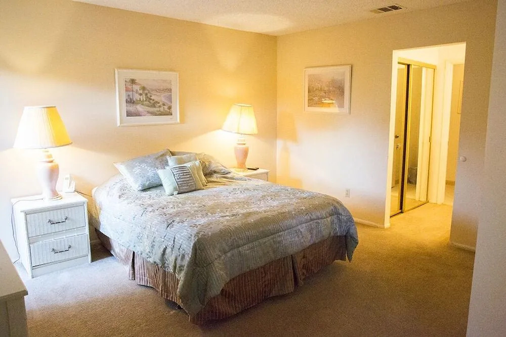 Clubview Country Club Condo