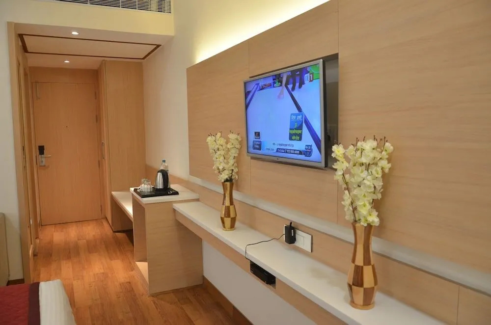 Hotel Grand SR