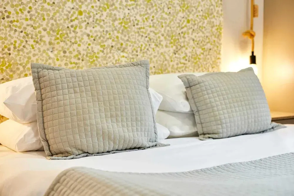 Host Stay Stone Beck Lodge