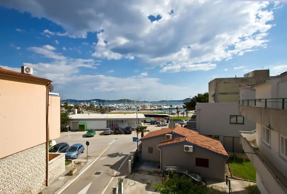 Apartment center Marija, best location in Vodice