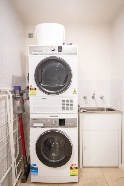 Convenient 2-bed Apartment in Melbournes Heart