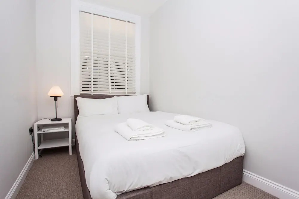 Regents Park Hotel
