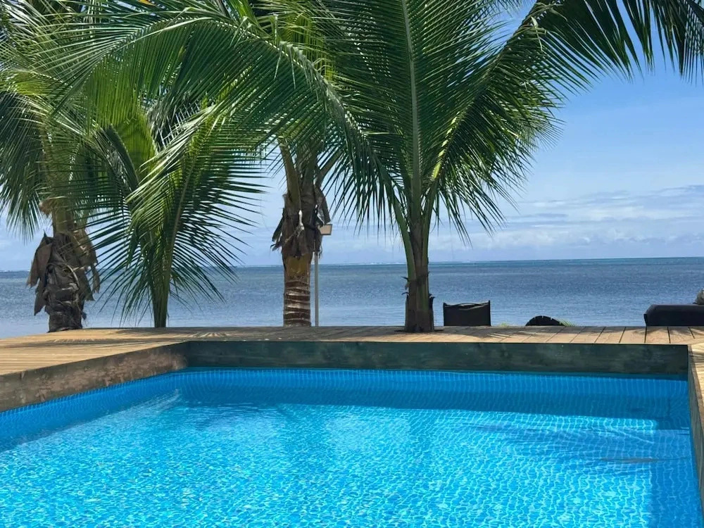 Beachfront 4BR Home With Pool in Moorea