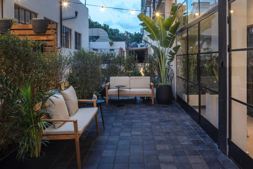 DeBlox living - Ben Avigdor Apartments