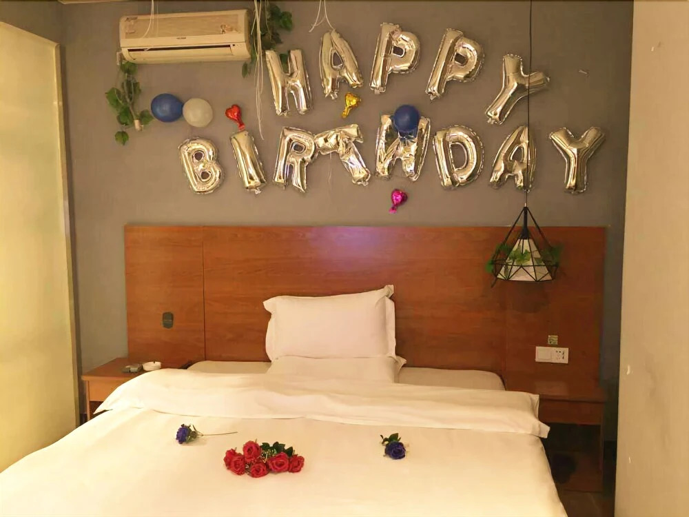 Yimi Hotel Baogang Dadao Station Branch