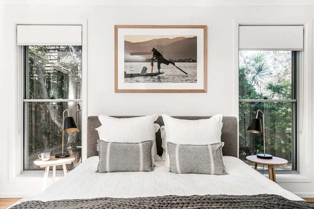 A PERFECT STAY - Shore Beats Work