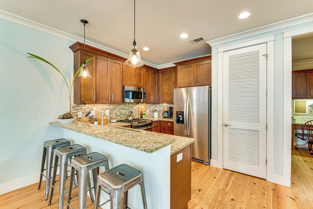 1 Mi to Shore! 30A Beach Retreat w/ Porches