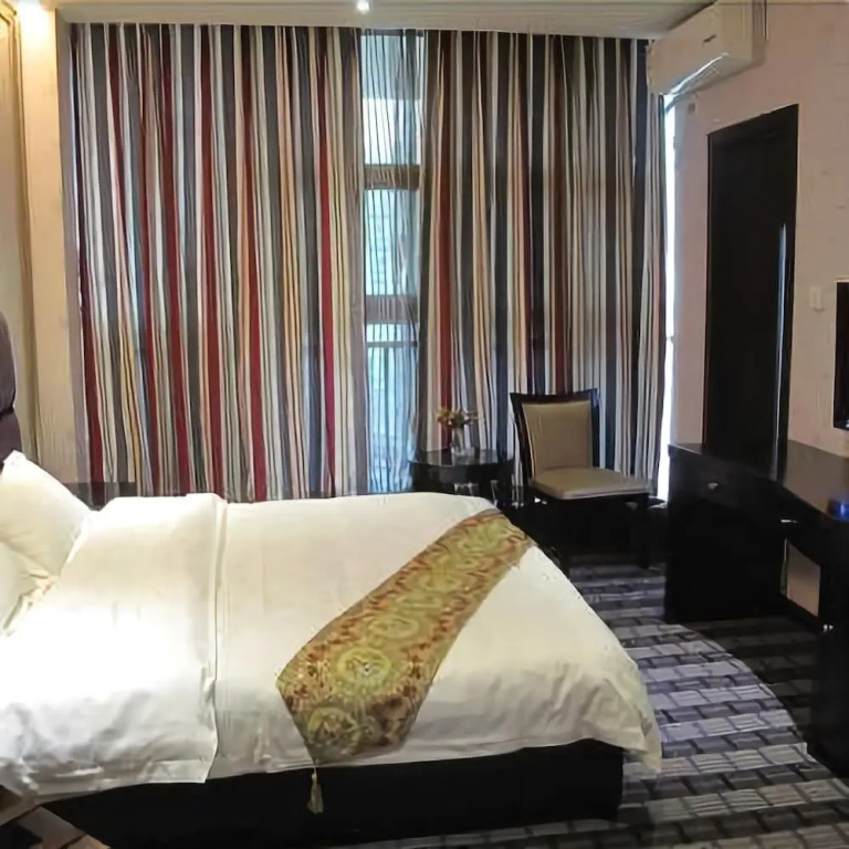 Zitong Furuilai Hotel