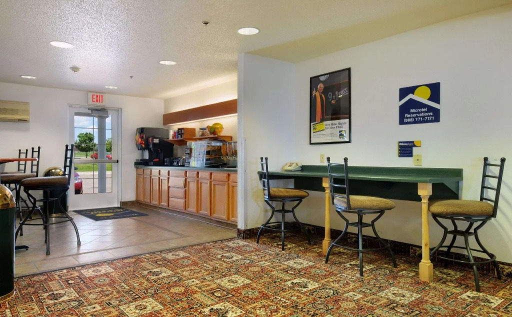 Quality Inn Owatonna near Medical Center