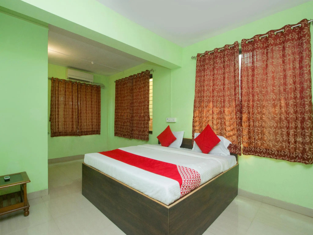 OYO Flagship 19512 Pednekar's Home Stay