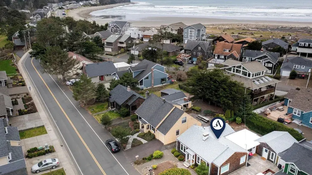 Grey Oak by Avantstay Surfers Retreat Walk to Cove Beach + Golf + Firepit