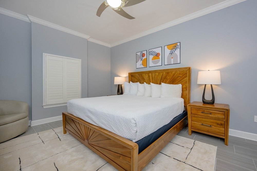 Phoenix Gulf Towers 1803 3 Bedroom Condo