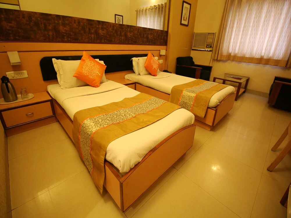Capital O 1338 Hotel Harmony