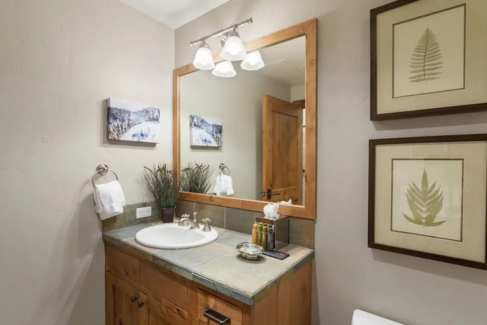 Shooting Star Lodge at Deer Valley Resort - Three Bedroom Residence #101 3 Condo