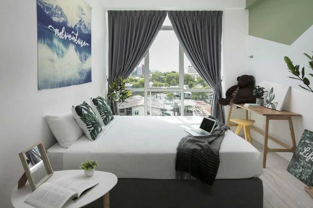 Family Pad near Mall