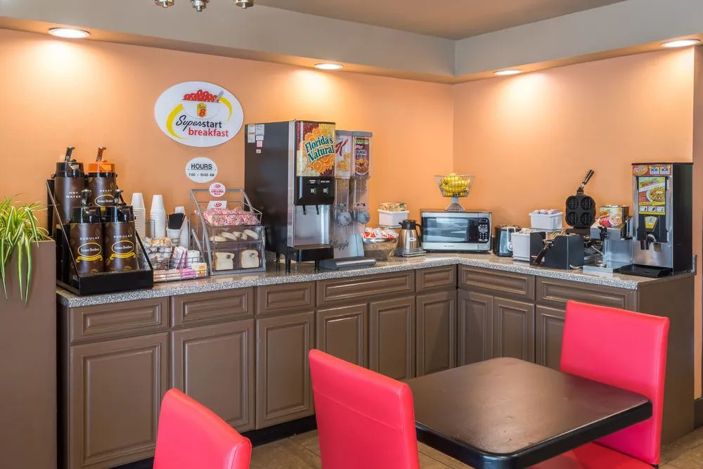 Baymont by Wyndham Batavia - Darien Lake