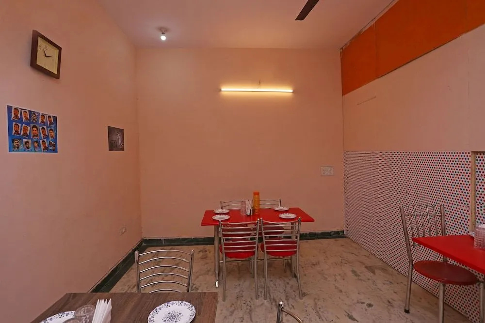 Oyo 27969 Radiant Casa
