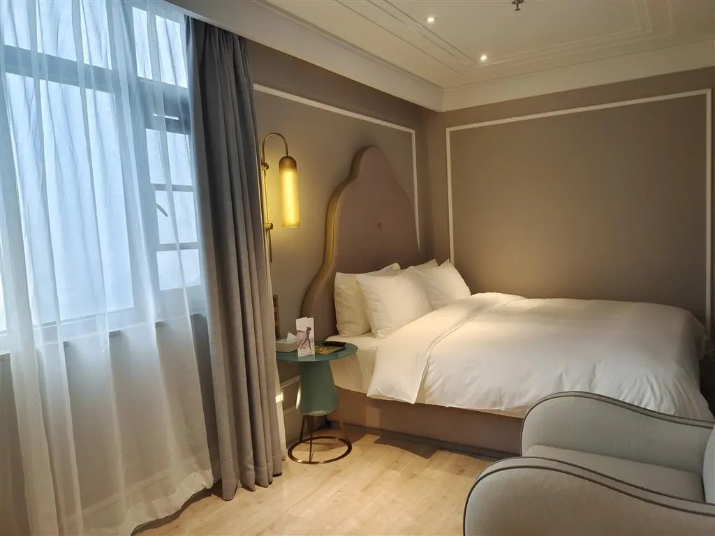 Mercure Nanchang Tengwang Pavilion