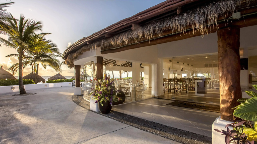 Desire Pearl Riviera Maya Resort All Inclusive, Exclusively for Couples