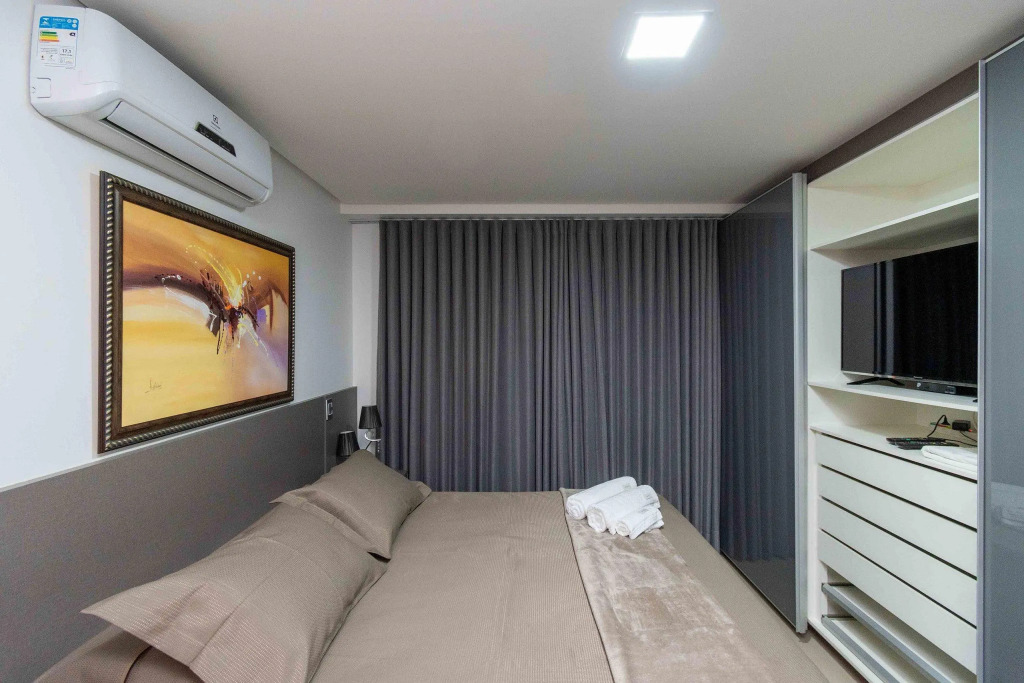 Elegante apartamento de 2 quartos no Setor Bueno - Andar Alto - Ed. The Expression - TH2202