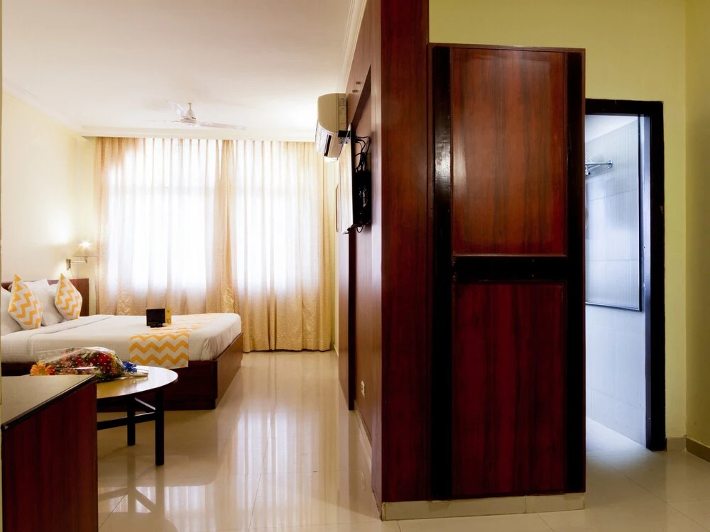 FabHotel Thaai Railway Station