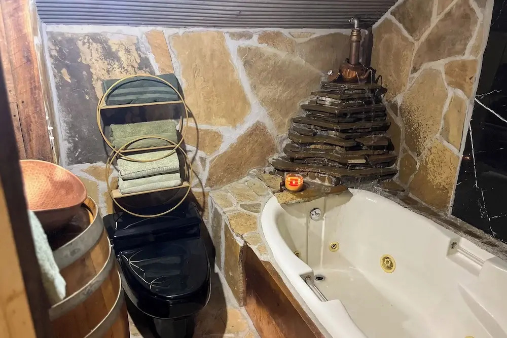 Nearby Trails: 1BR Apartment w/ W & D