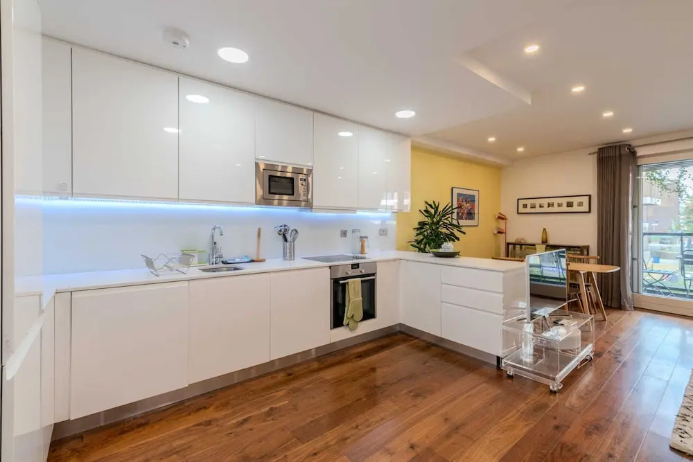 Beautiful Canal-side Flat in Hackney