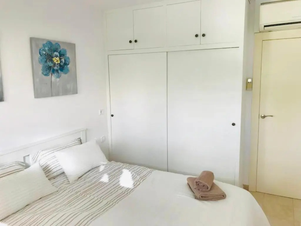 Los Fernandos, 1st line Beachfront Poniente, 2 bedroom apartment Ocean Terrace