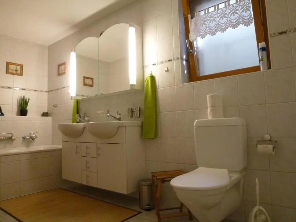 B&B Haussener