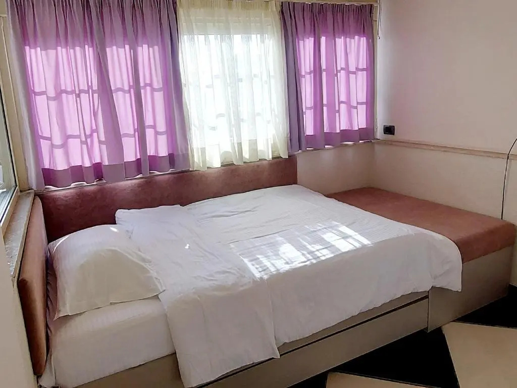 Lovely 3 bedroom Apartment in heart of Tirana