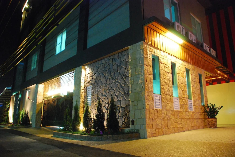 Wind Hotel