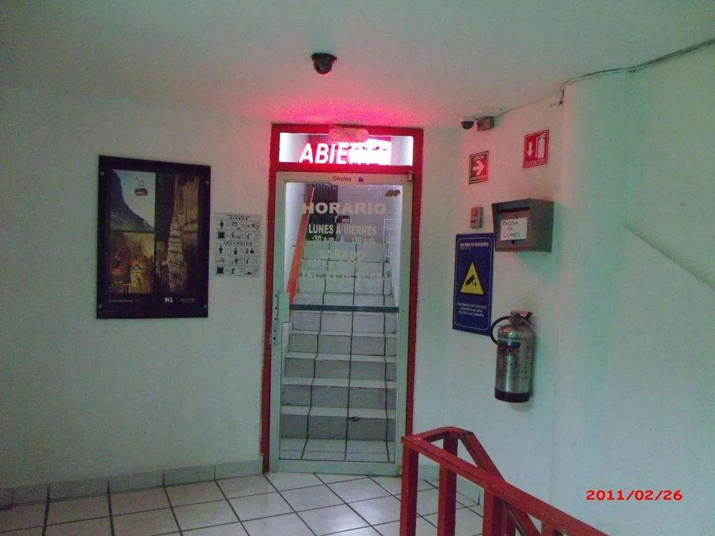 Unidades Privadas con AC-TV-WiFi y Estacionamiento en Centro de MTY