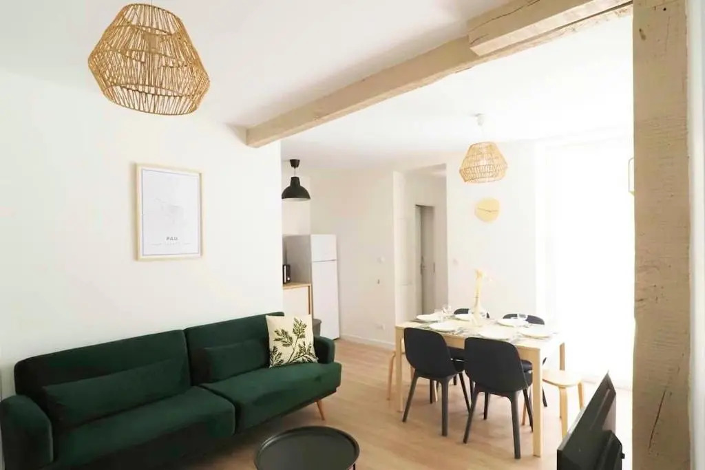 Stylish Family : T4 avec cour au cœur de Pau
