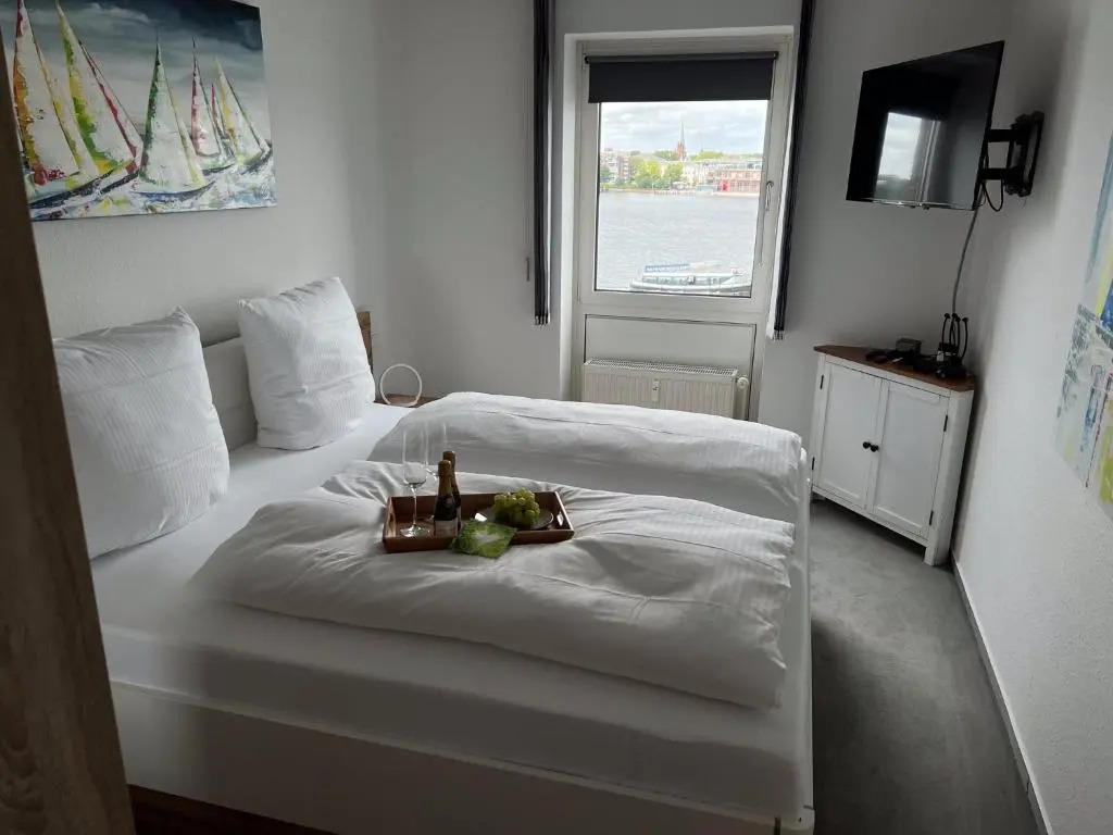 Apartment 31