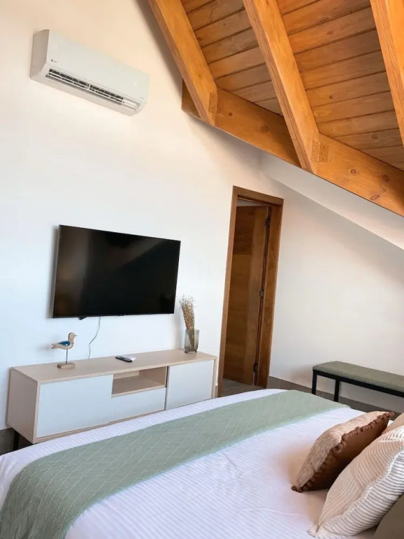 4 Guests 2 Bedrooms Gym and Pool Cap Cana
