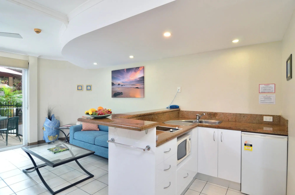Best Western Le Cher Du Monde Apartments