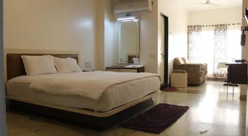 Hotel Manju Palace
