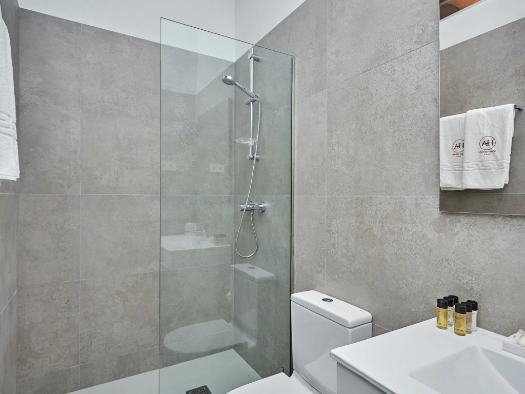 UD Apartments - Marina Vintage with balcony (3BR)