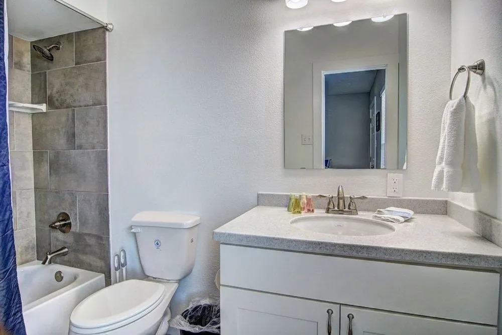 El Cortezs   EC117 - 3 Br Condo