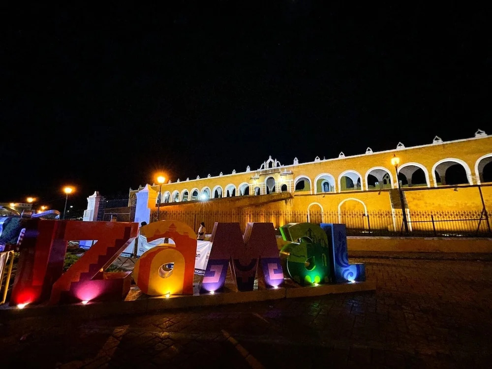 Buenosdías Izamal