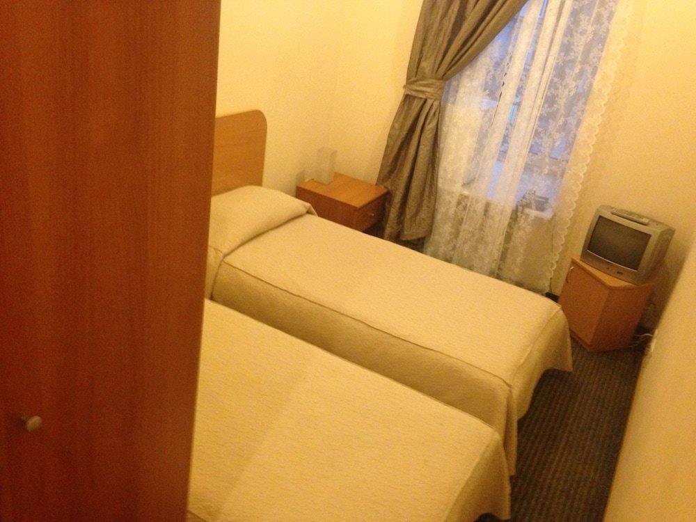 Меблированные комнаты на Невском 105