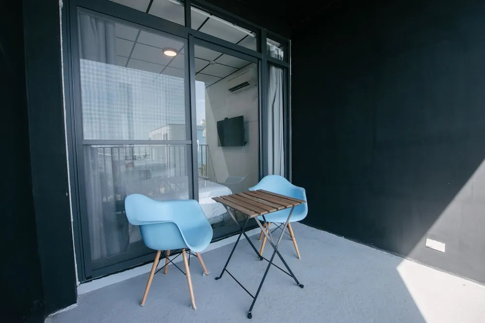 MH48 Hotel