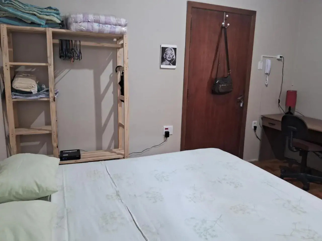 Pequeno e aconchegante Studio, bem localizado