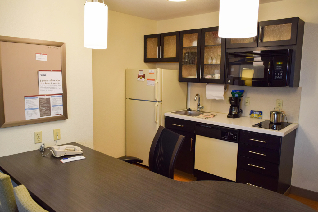 Candlewood Suites Wichita Airport by IHG