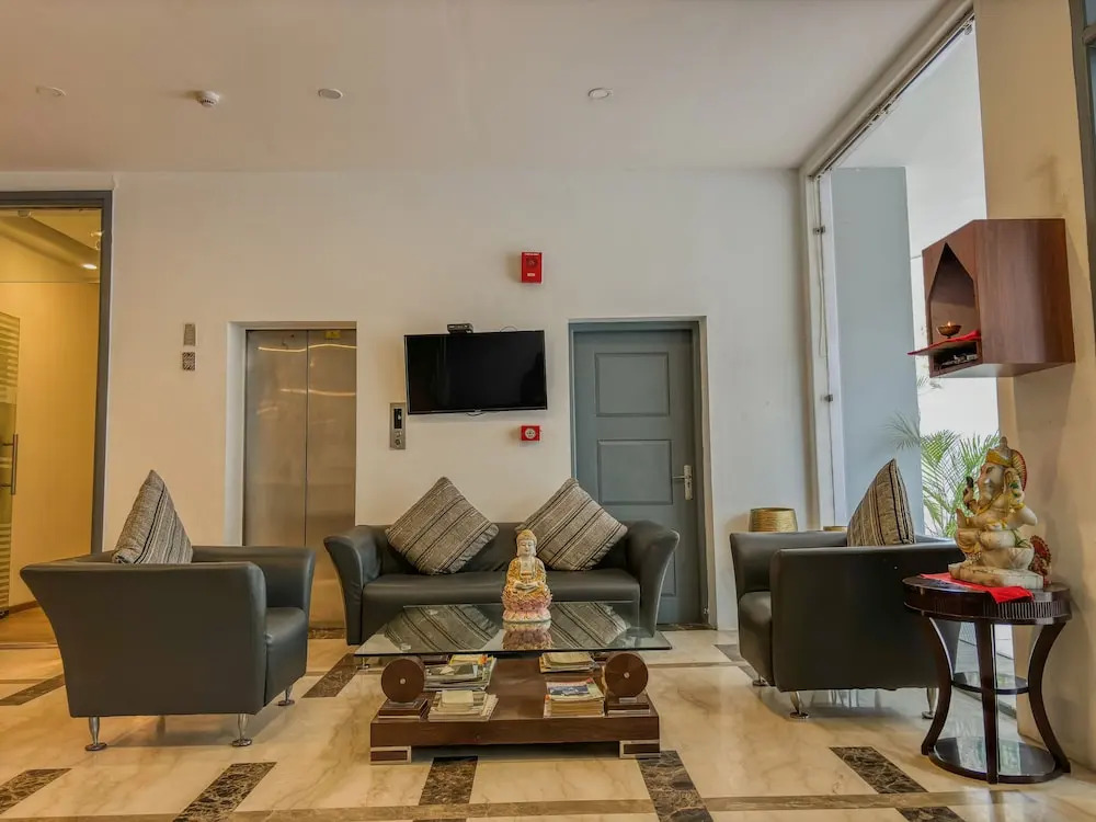 Hotel Bizzotel