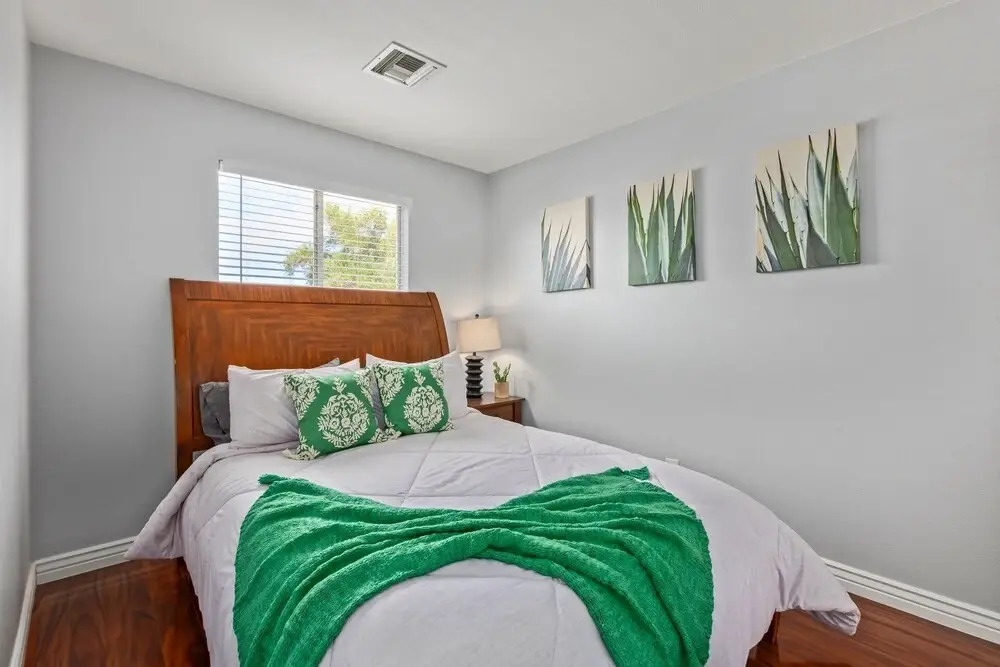 Hartford #1152 Chandler 3 Bedroom Townhouse by RedAwning