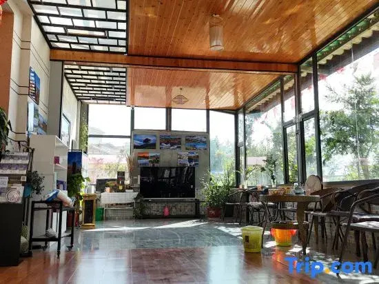 hong tu di  zhang jia da yuan  homestay