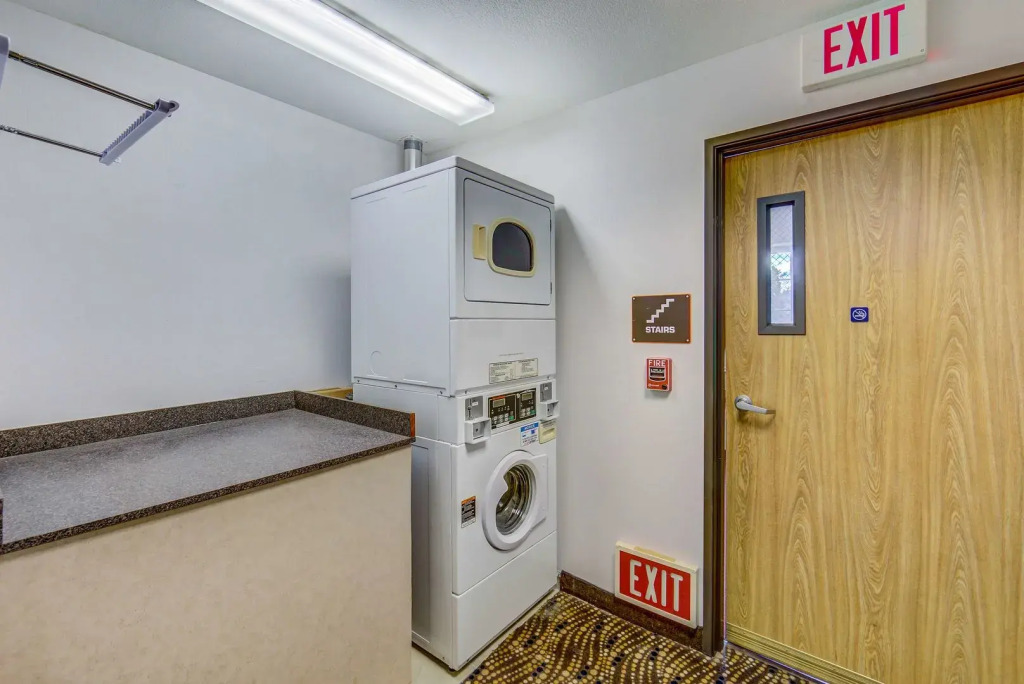 Motel 6-Sutherlin, OR