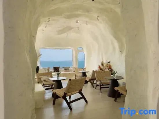 Miye Sea-view Holiday Villa